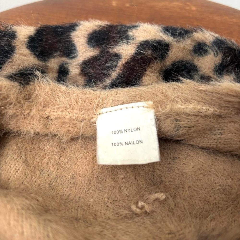 Black and tan leopard print fuzzy faux fur beret - Picture 8 of 8